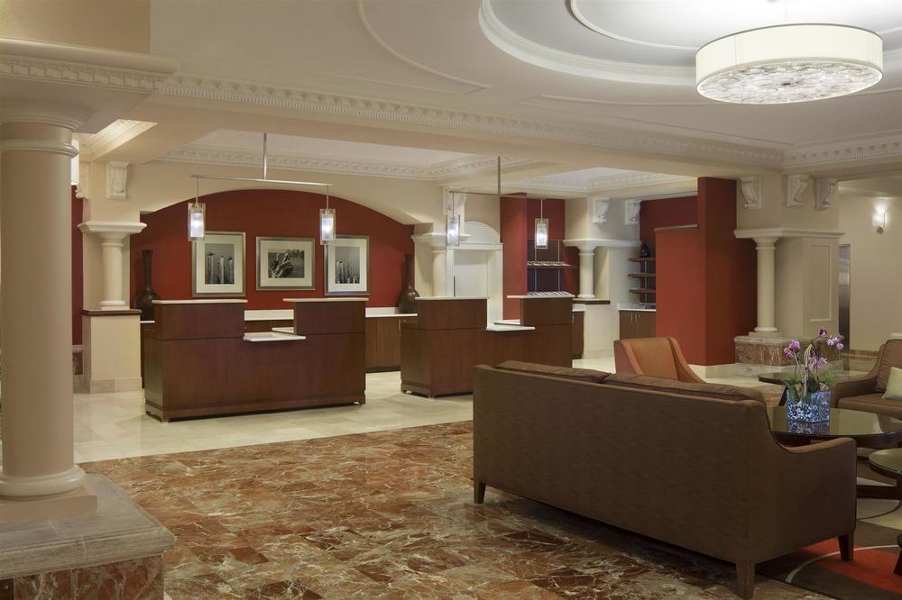 Four Points By Sheraton Suites Tampa Airport Westshore Exterior photo