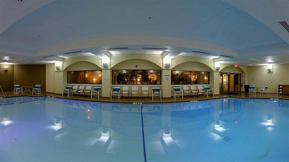Four Points By Sheraton Suites Tampa Airport Westshore Exterior photo